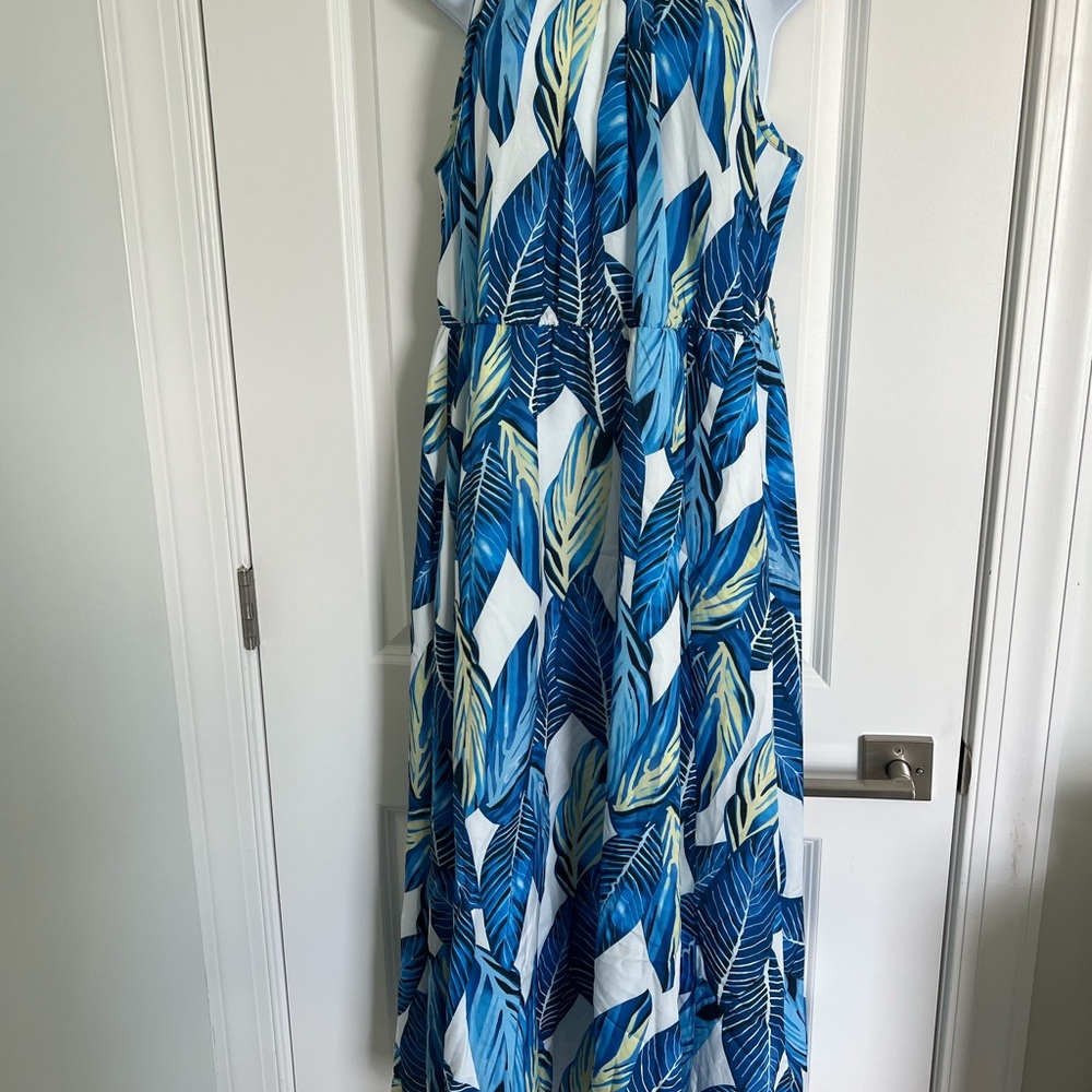 Blue Leaf Print Maxi Dress